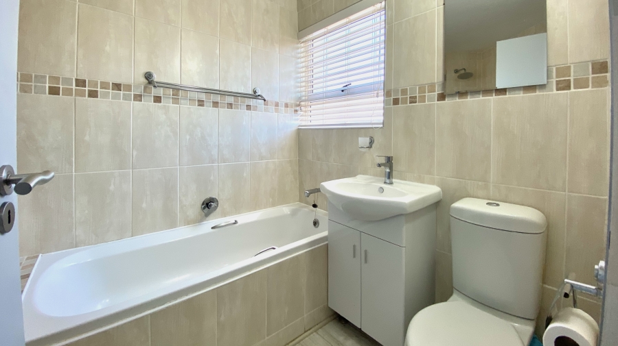2 Bedroom Property for Sale in Dwarskersbos Western Cape